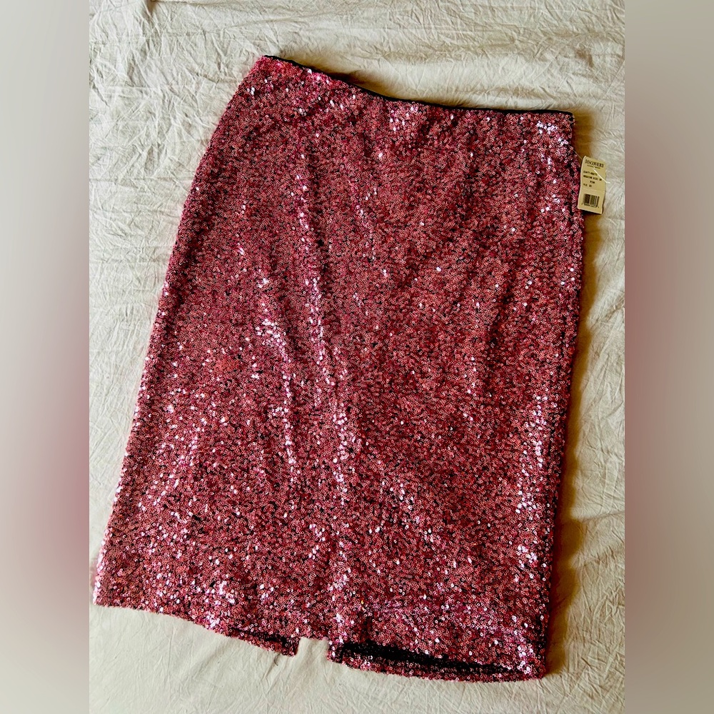 Discovery Hot Pink Sequins Pencil Skirt